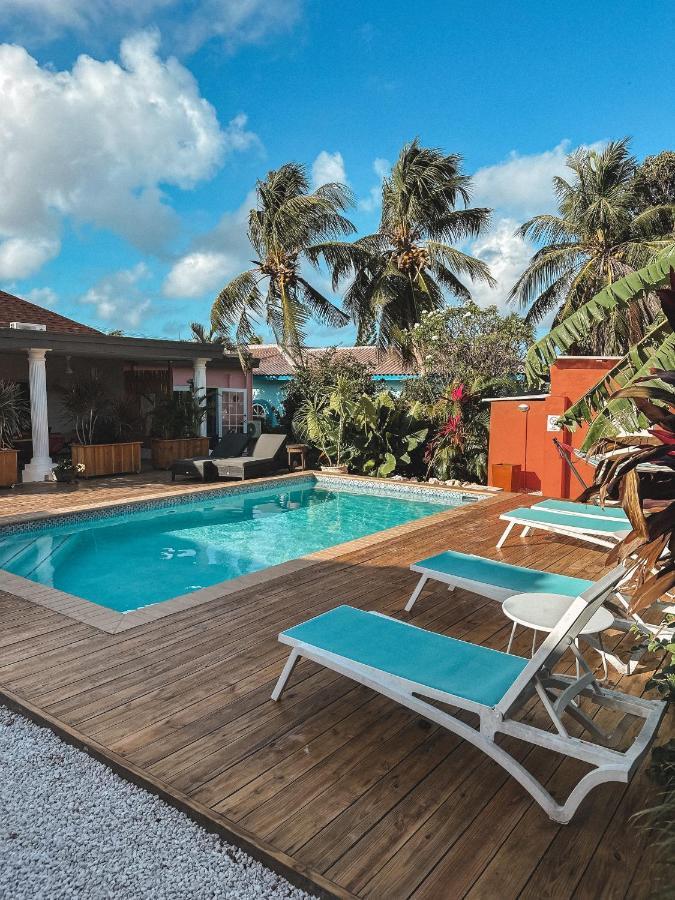 Happy Curoase Bed & Breakfast Willemstad Bagian luar foto
